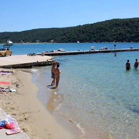 Kampor 15310a Apartman Rab Town